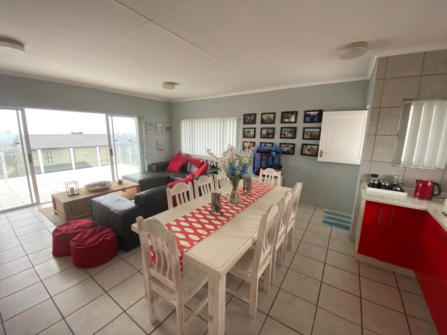 4 Bedroom Property for Sale in Jongensfontein Western Cape